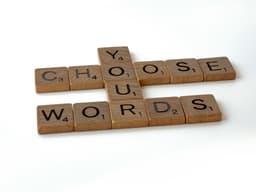 10 phrasal verbs esenciales para el inglés cotidiano